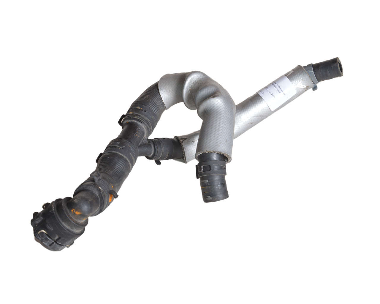 Патрубок системы охлаждения  AUDI A3 5Q0122073AA