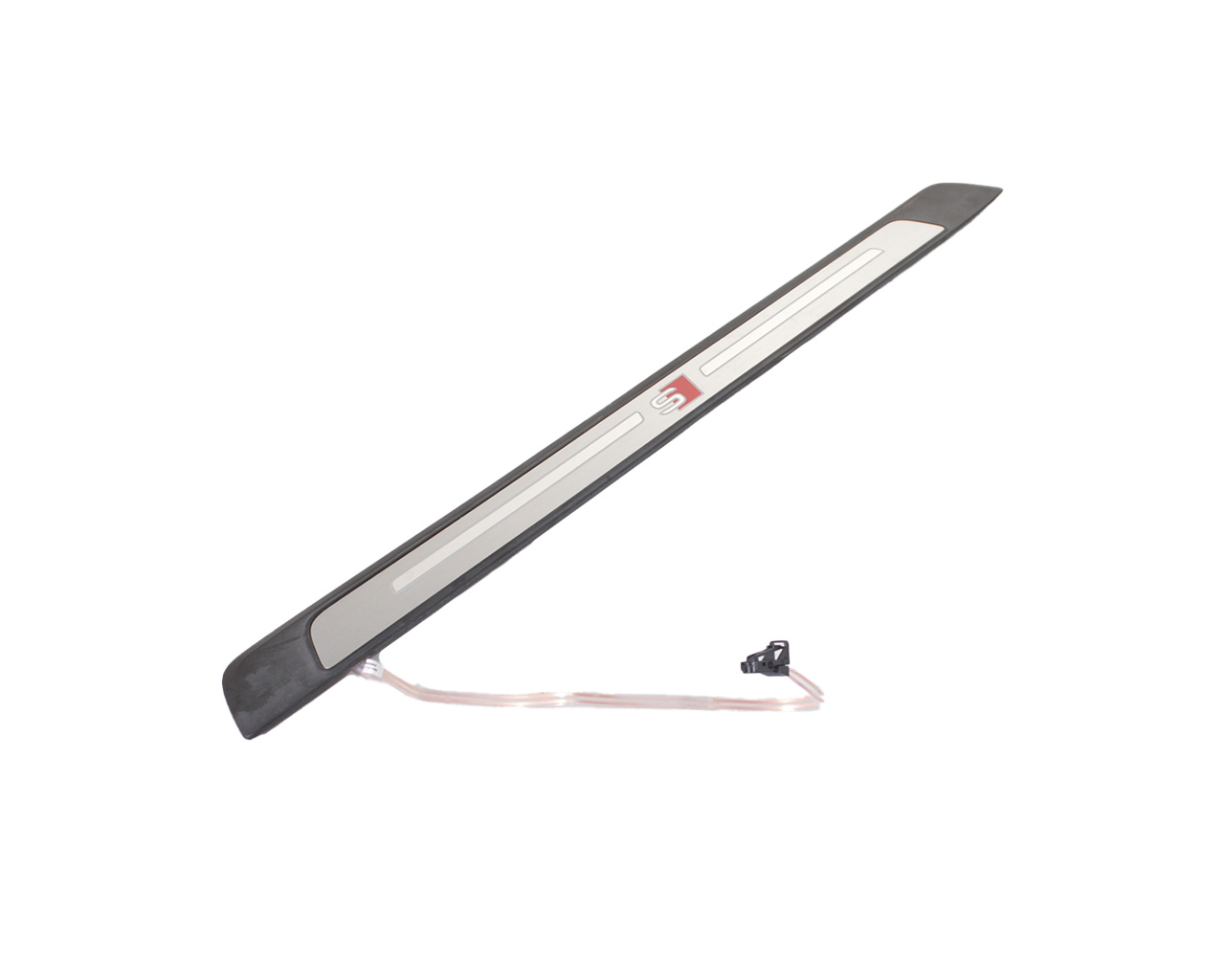 Накладка порога передняя правая (с подсветкой) AUDI A4/S4 A5/S5 8W0947418A9B9