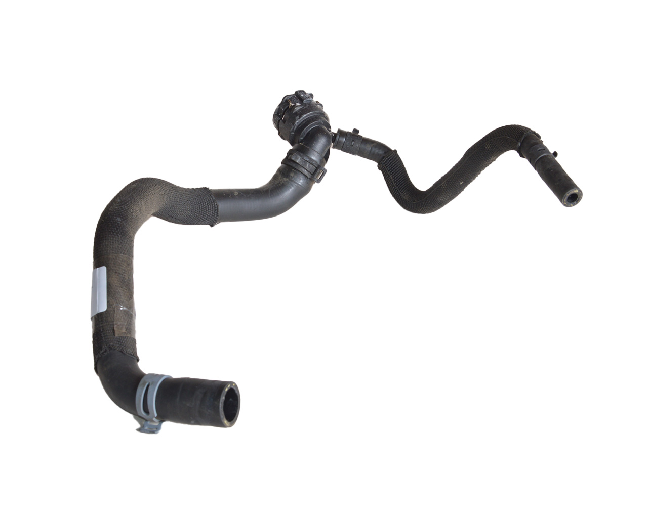 Патрубок системы охлаждения AUDI Q3 5QF122157F