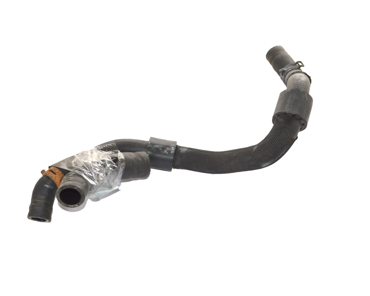 Патрубок системы охлаждения (без муфты) AUDI A3 5Q0122058C