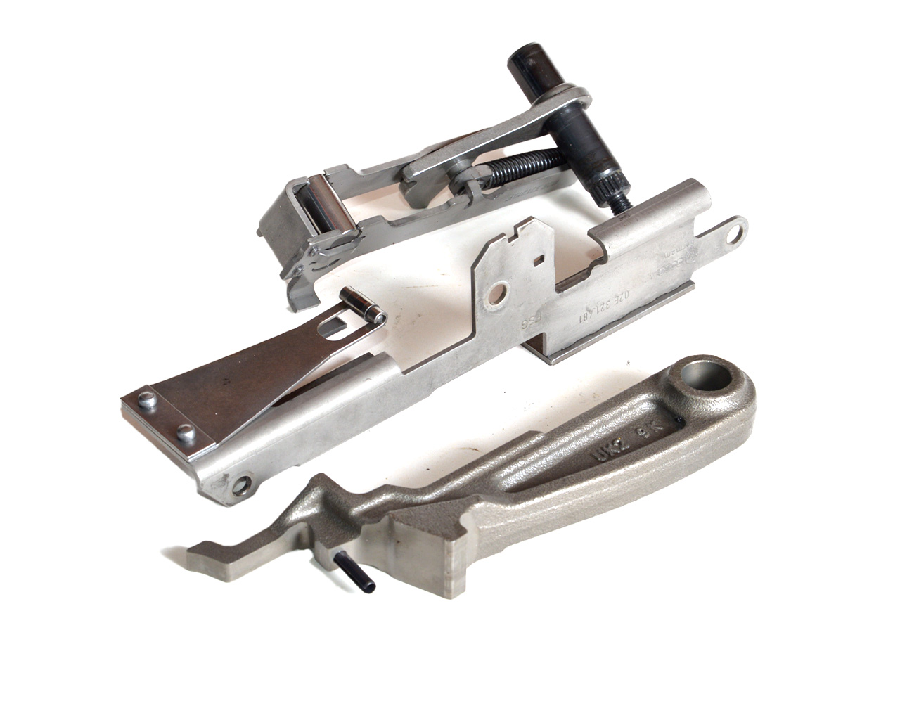 Замок паркинга АКПП (Стояночный тормоз АКПП) DQ250 02E DSG6 AUDI A3 02E321481