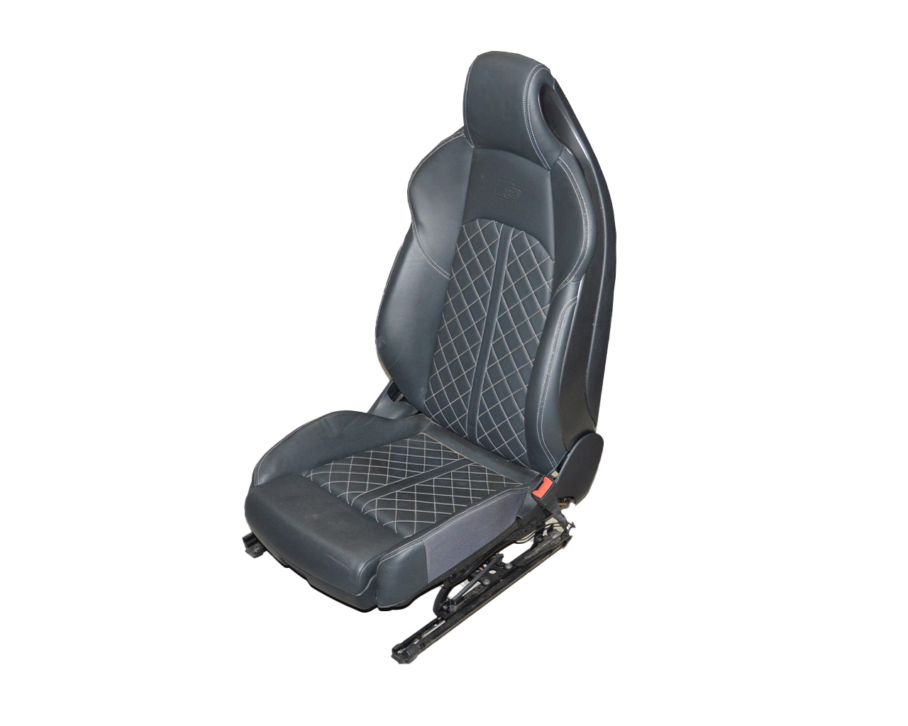 Сиденье переднее правое в сборе  AUDI S4 8W0881106AK 8S7881516B 8S0881917B 000881019AN