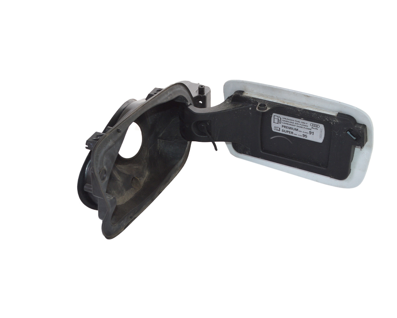 Лючок бензобака AUDI A3 8V5809906 8V5809907GRU