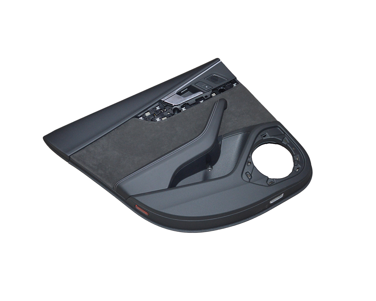 Обшивка двери задняя левая (в сборе)  AUDI A4 S4 RS4 8W0867303DWFA 8W0867373AKND