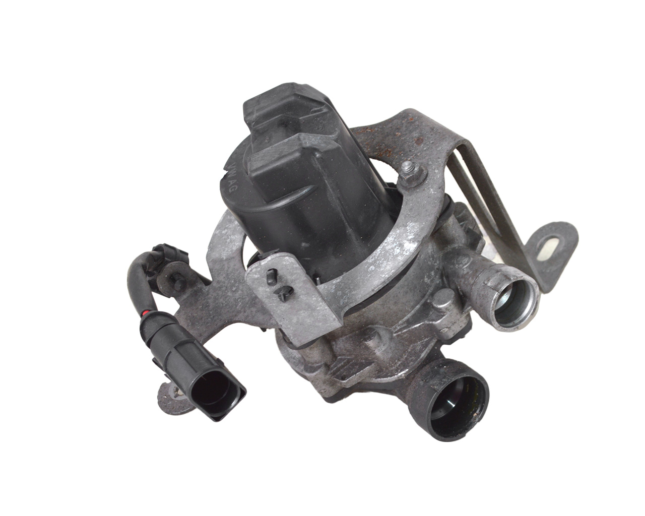 Насос воздушный (вторичный) с кронштейном AUDI A3 04E959231A / 5Q0906617A