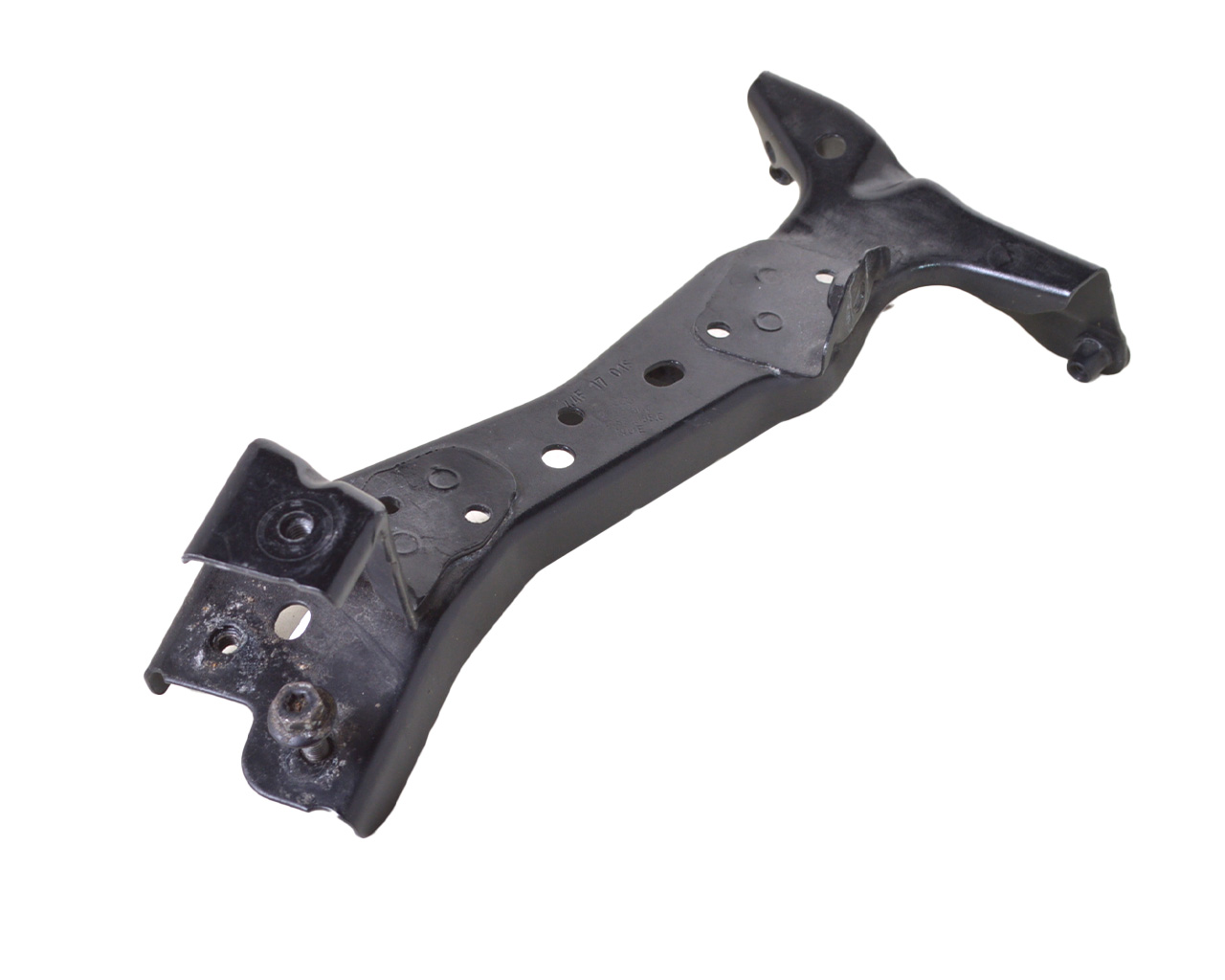 Кронштейн крыла левый AUDI A3 8V0821135A