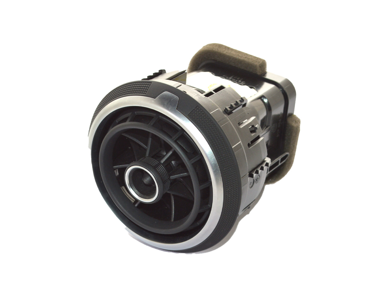 Воздуховод приборной панели (Торпеды) черный AUDI A3 8V0820901B6PS