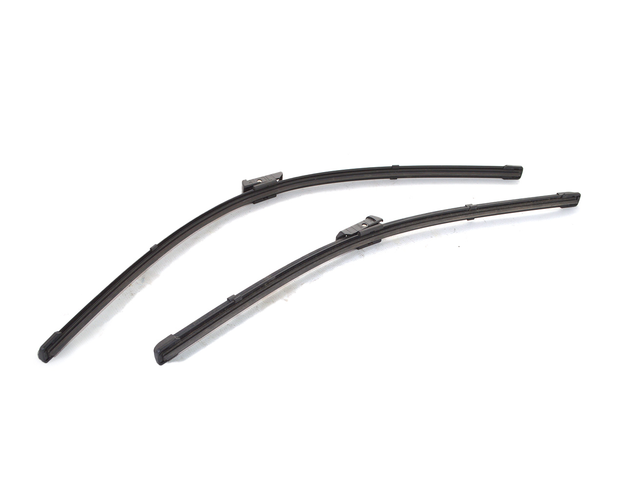 Комплект щеток стеклоочистителя AUDI S4 8W1998002