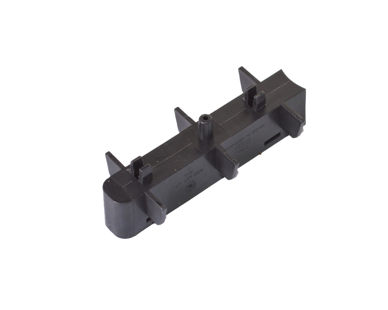 Кронштейн упора крышки багажника AUDI A3 4GD827127