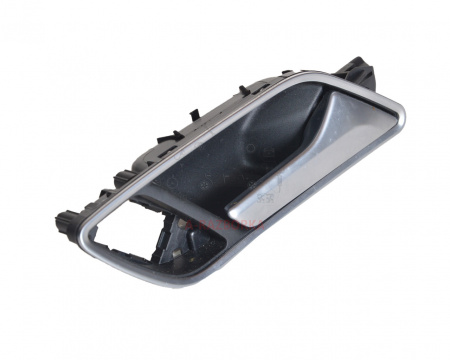 Ручка открывания двери внутренняя правая  AUDI A3 8V3837020C4PK