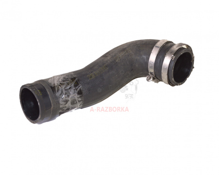 Патрубок интеркулера (соединительный) AUDI A3 5Q0145832
