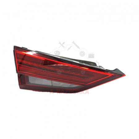 Фонарь задний левый внутренний в крышку багажника AUDI RS3 8V5945093D