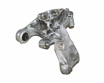 Кулак поворотный задний правый AUDI A3 5Q0505436J