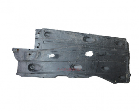 Защита днища левая (поврежденная) AUDI A3 5Q0825201L