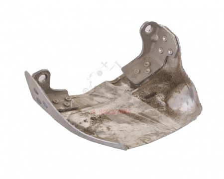 Теплозащитный экран КПП AUDI A4/A5/A6/A7/A8 S4/S5/S6 Q5/Q7 RS4/RS5 8W0301325C