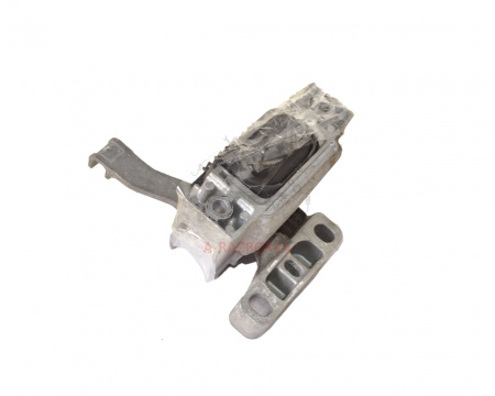 Подушка двигателя правая AUDI A3 5Q0199262BK
