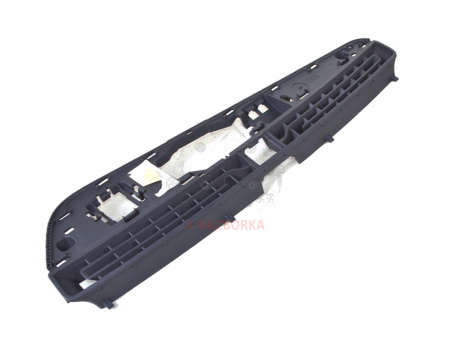 Накладка воздуховода торпеды центральная (под лобовым стеклом) AUDI A3 8V1819635D6PS