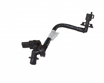 Трубка вакумная с обратным клапаном и датчиком давления AUDI S4 8W1611931Q