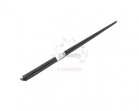 Накладка лобового стекла правая  AUDI A3 8V5854328A9B9 / 8V5854328