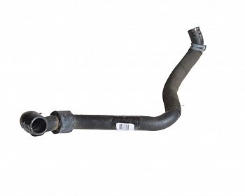 Патрубок системы охлаждения AUDI Q3 5QN122157AD