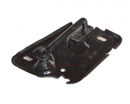 Скоба замка капота левая AUDI A3 8V0823186C