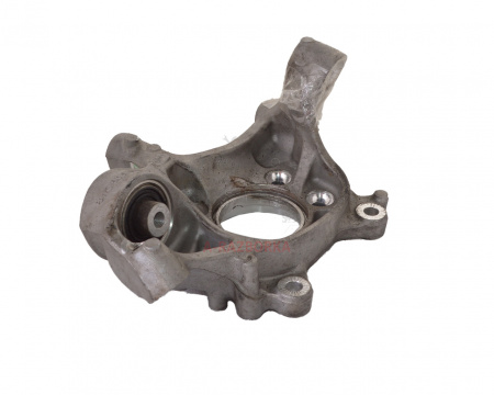 Кулак поворотный  задний левый AUDI S4 A4 8W0505431Q