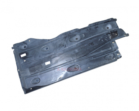 Защита днища левая  AUDI A3 5Q0825201L