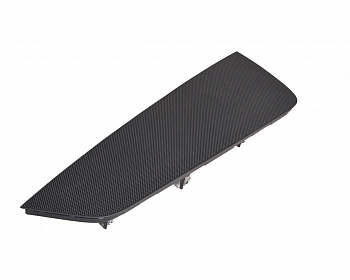 Решетка динамика центарльная AUDI Q5 80B857736