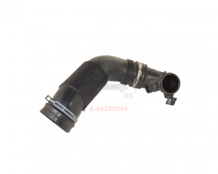 Патрубок воздуховода AUDI A3 5Q0129654P