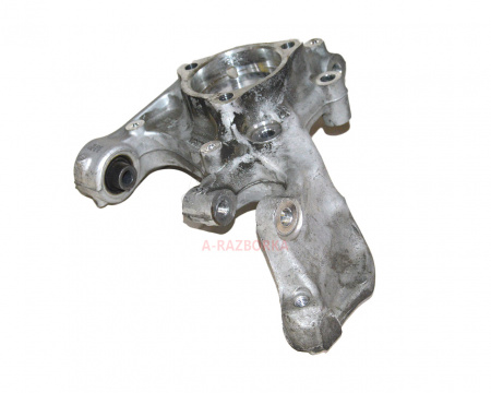 Кулак поворотный задний правый AUDI A3 5Q0505436J