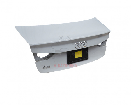 Крышка багажника (белая) AUDI A3 8V5827025F