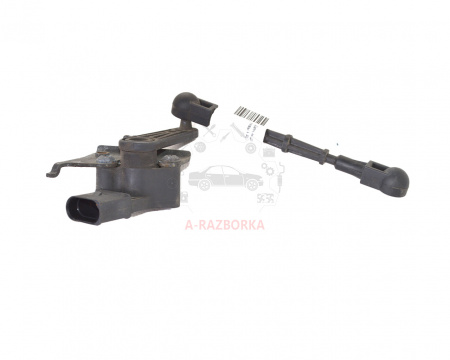 Датчик дорожного просвета левый AUDI S4 8W0941309C