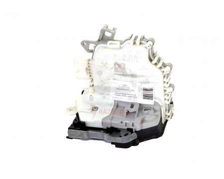 Замок двери задней левой AUDI A3 8K0839015G