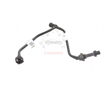 Трубка вентиляции AUDI S4 8W0121081DS