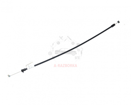 Трос замка капота средний один AUDI Q3 83A823531-1