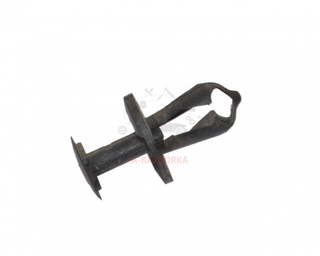 Клипса защиты поперечного рычага 8MM  AUDI A3 8E0825267